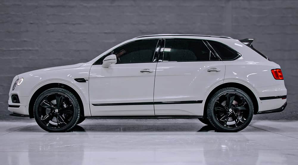 Luxury car available for rent in Dubai