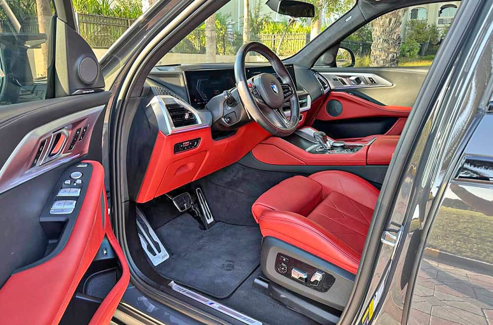 Luxury car available for rent in Dubai