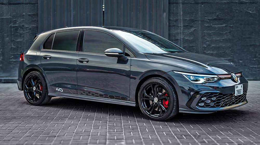 Luxury car available for rent in Dubai