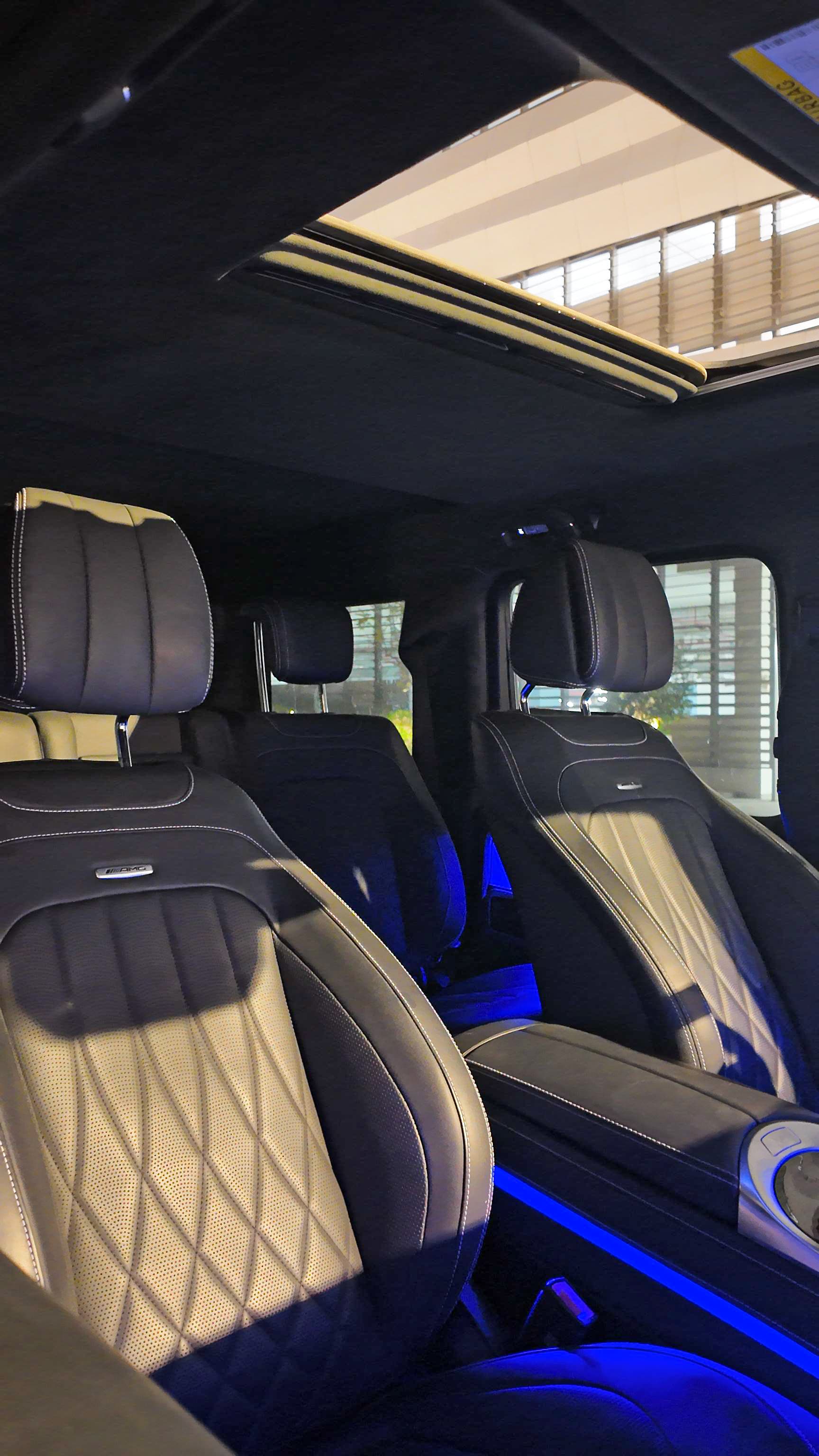 Luxury car available for rent in Dubai