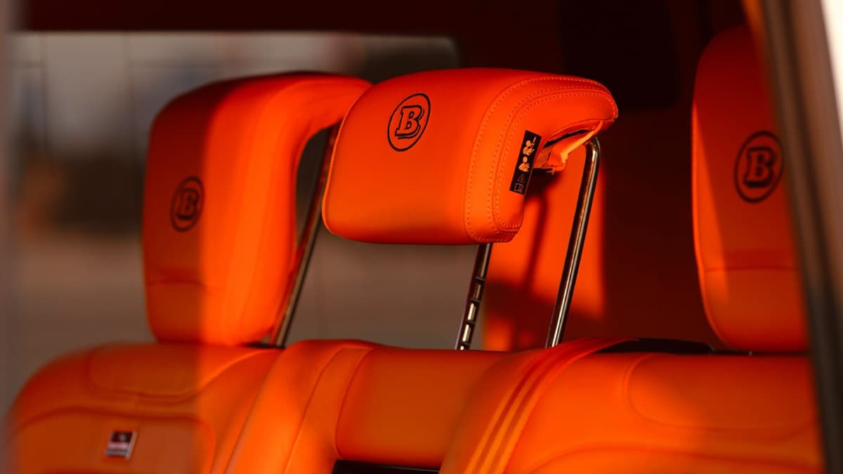 Luxury car available for rent in Dubai