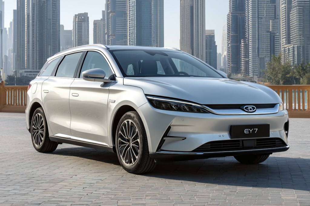 BYD E7 2025 photo 1