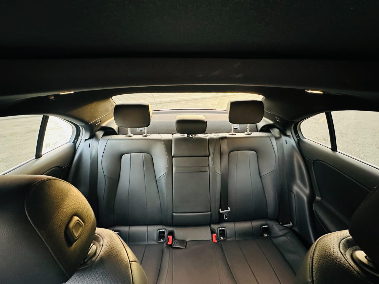 Mercedes C-Class 2024 photo 5