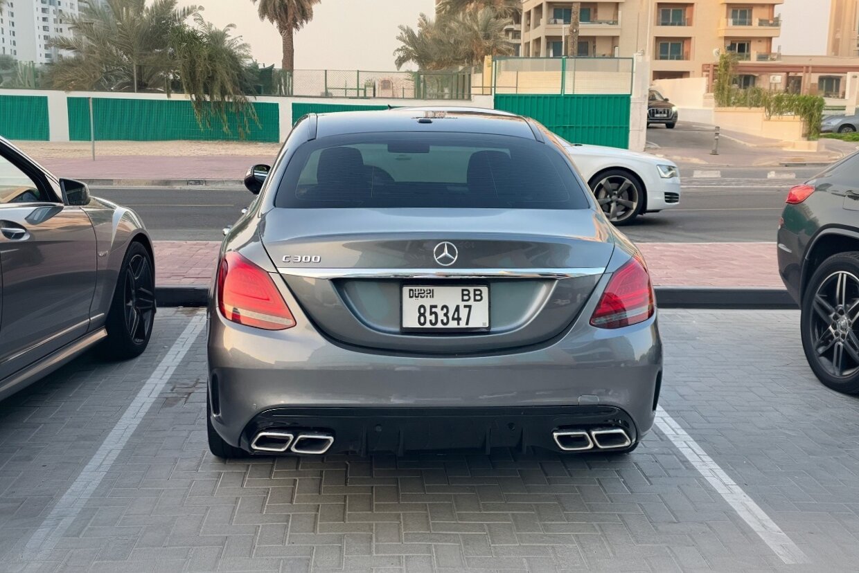 Foto 3 di Mercedes Classe C 2025