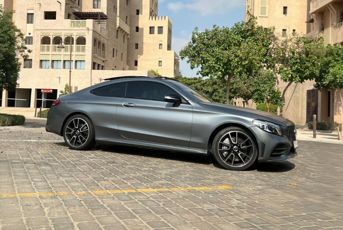 Mercedes C-Class 2024 photo 1