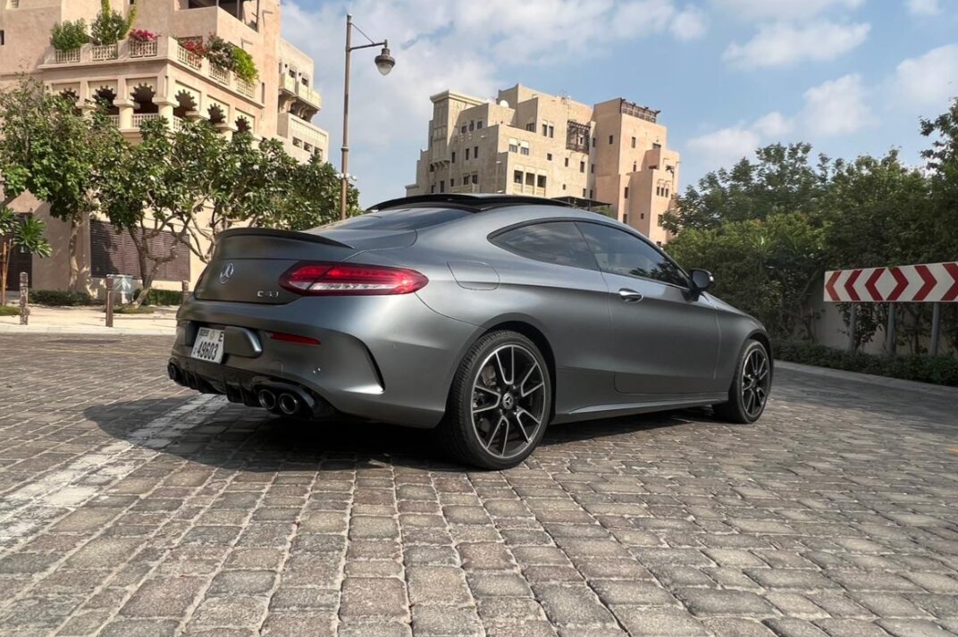 Mercedes C-Class 2024 photo 2