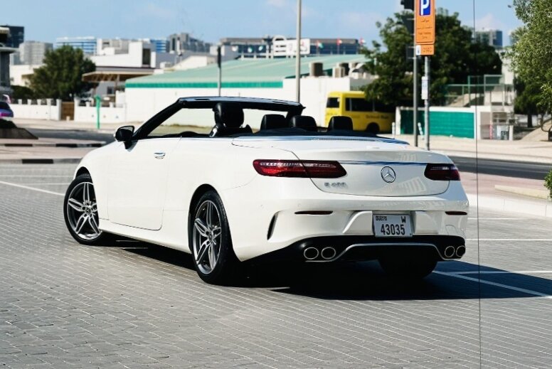 Foto 2 di Mercedes Classe E 2024