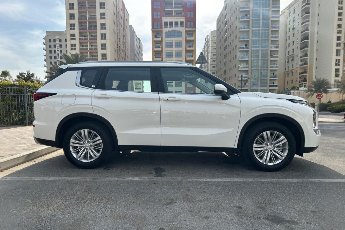 Foto 1 von Mitsubishi Outlander 2025