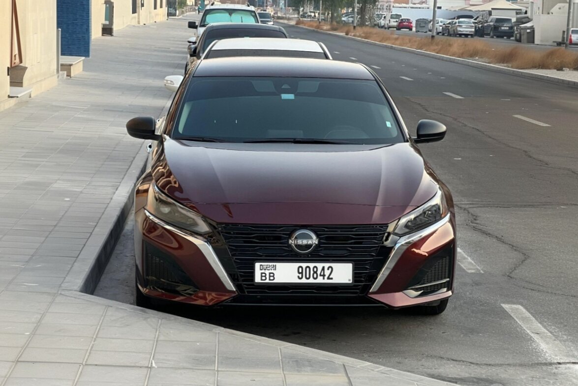 Foto 2 von Nissan Altima 2024