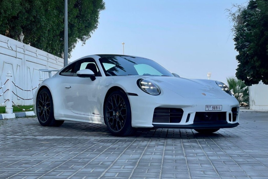 صورة 1 لـ Porsche 911 2025