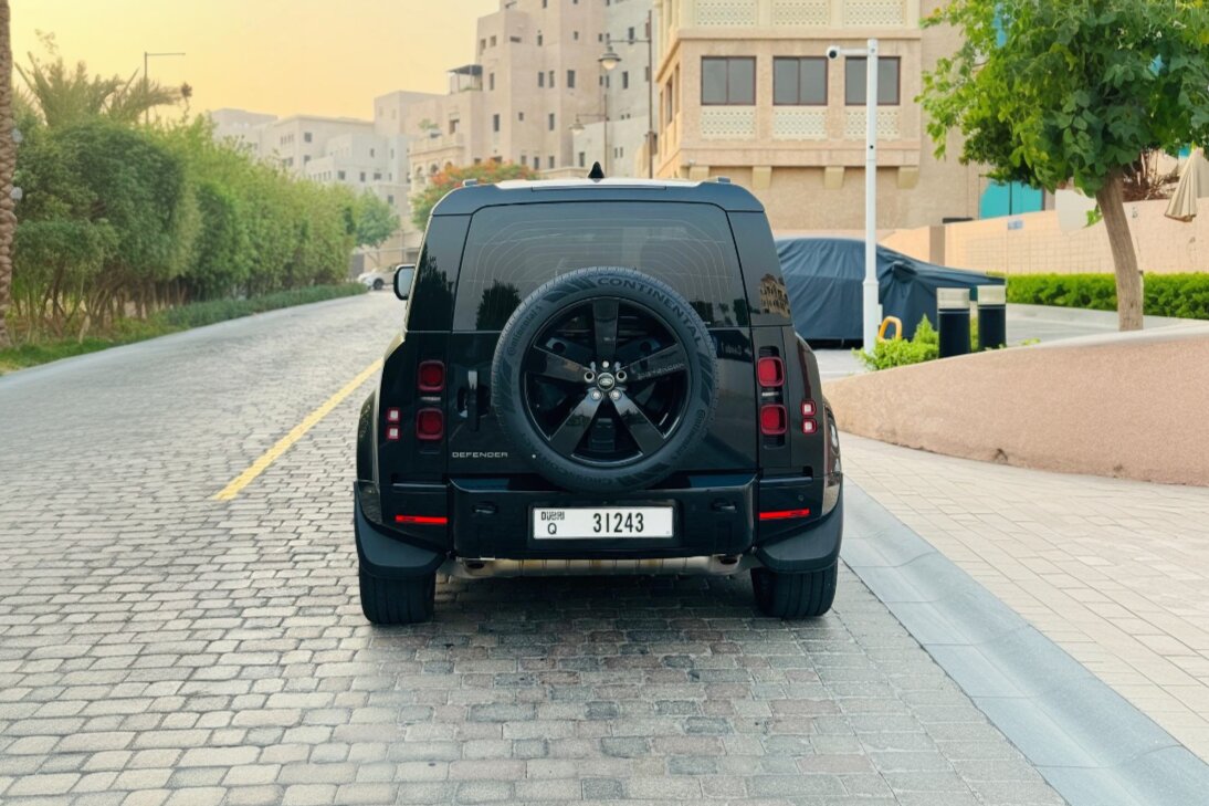 Range Rover Defender 2025 photo 3