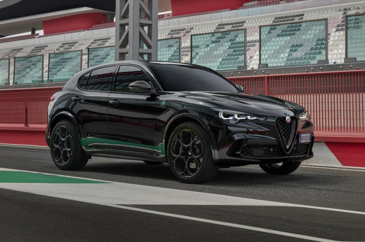 Billede 1 af Alfa Romeo Stelvio Quadrifoglio 2025