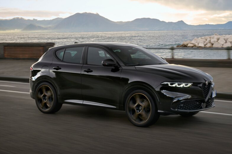 Alfa Romeo Stelvio 2025 photo 1