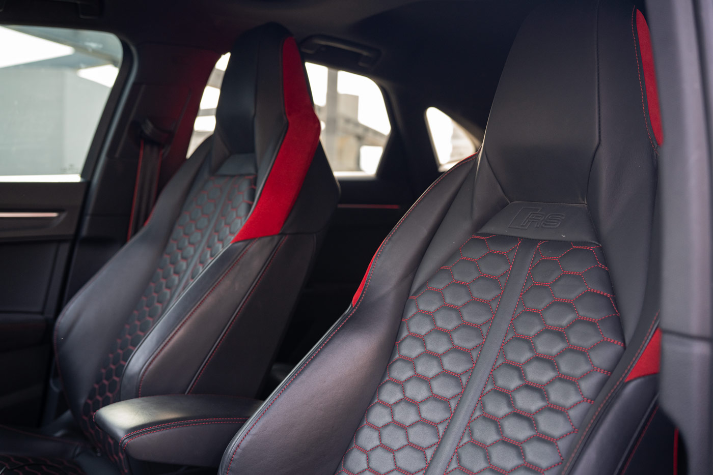 Audi RS Q3 2023 photo 7