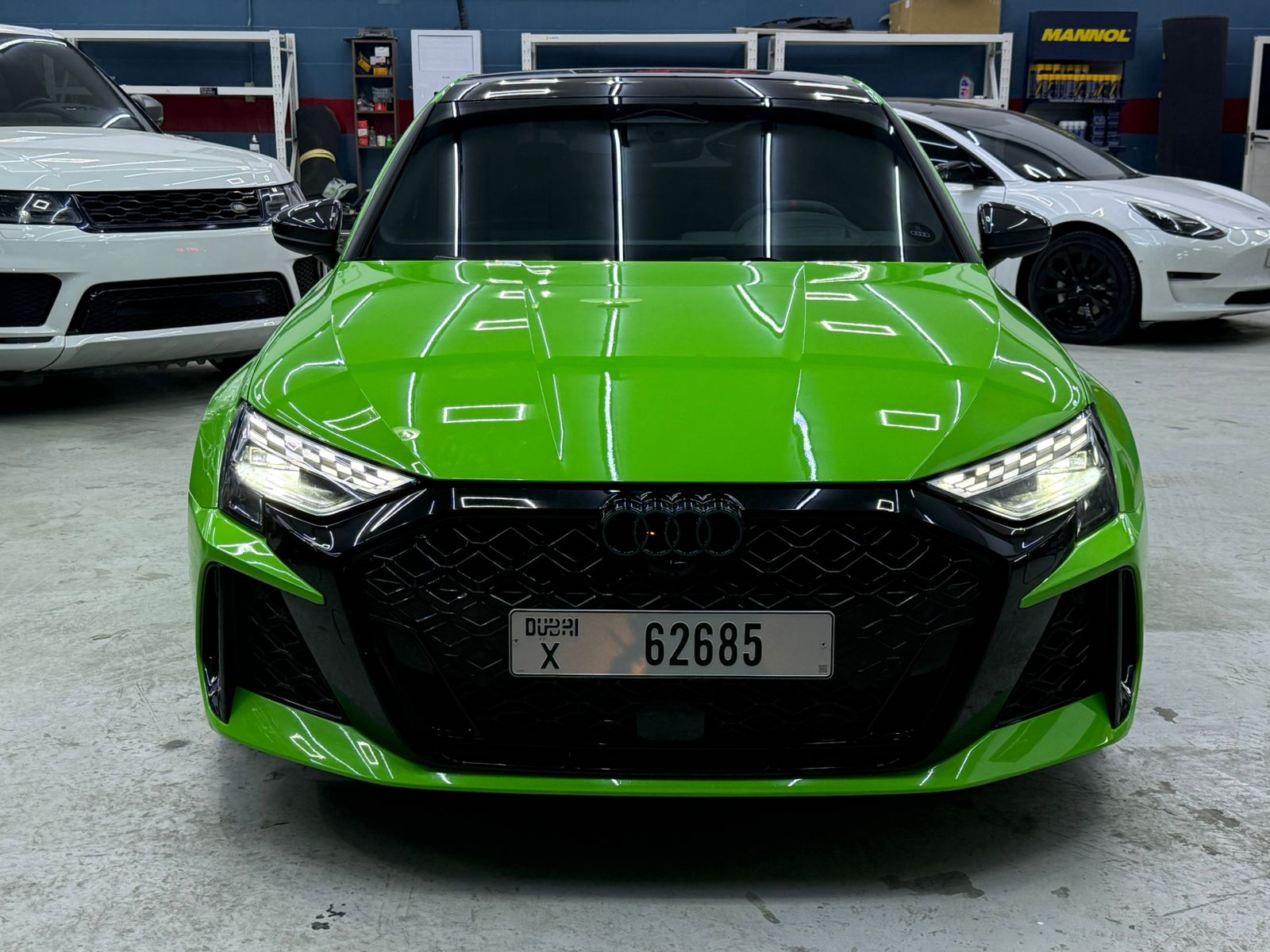 Luxury car available for rent in Dubai