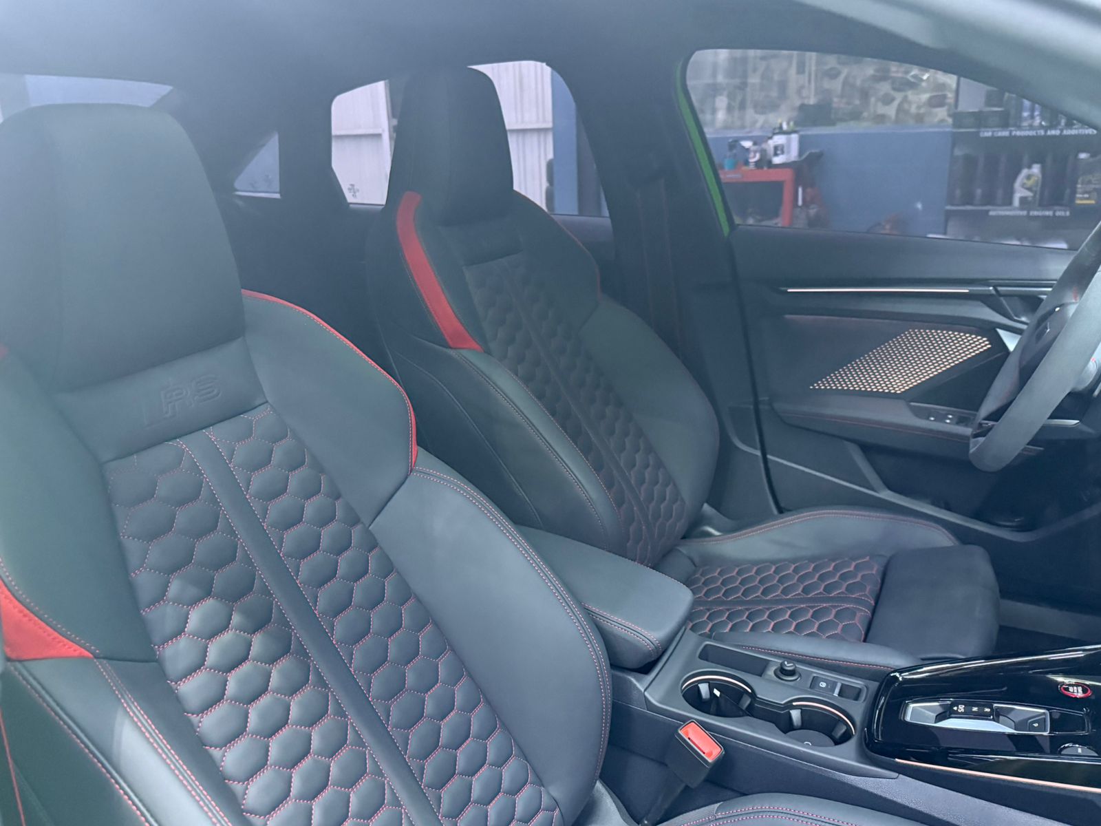 Luxury car available for rent in Dubai