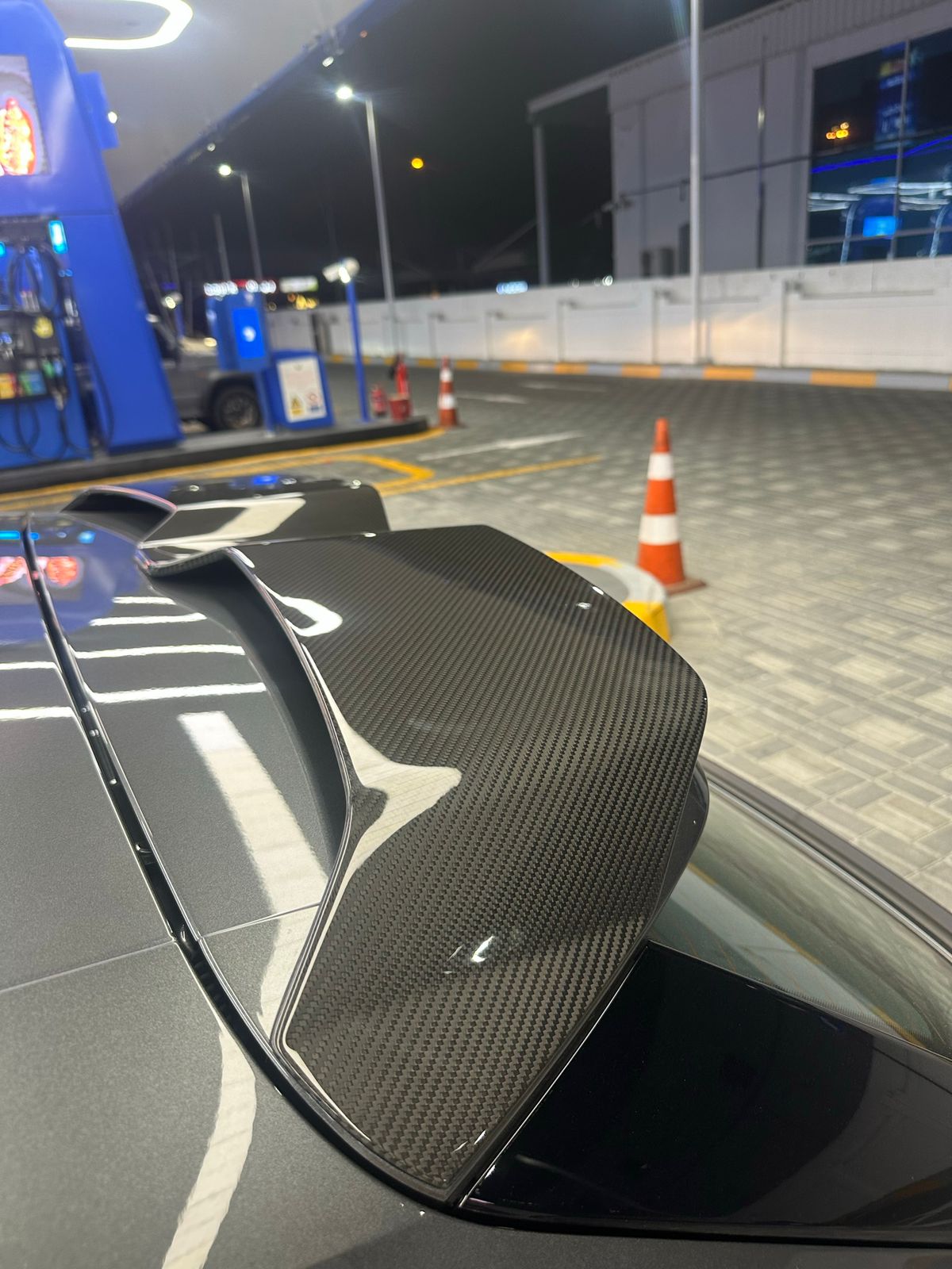 Luxury car available for rent in Dubai