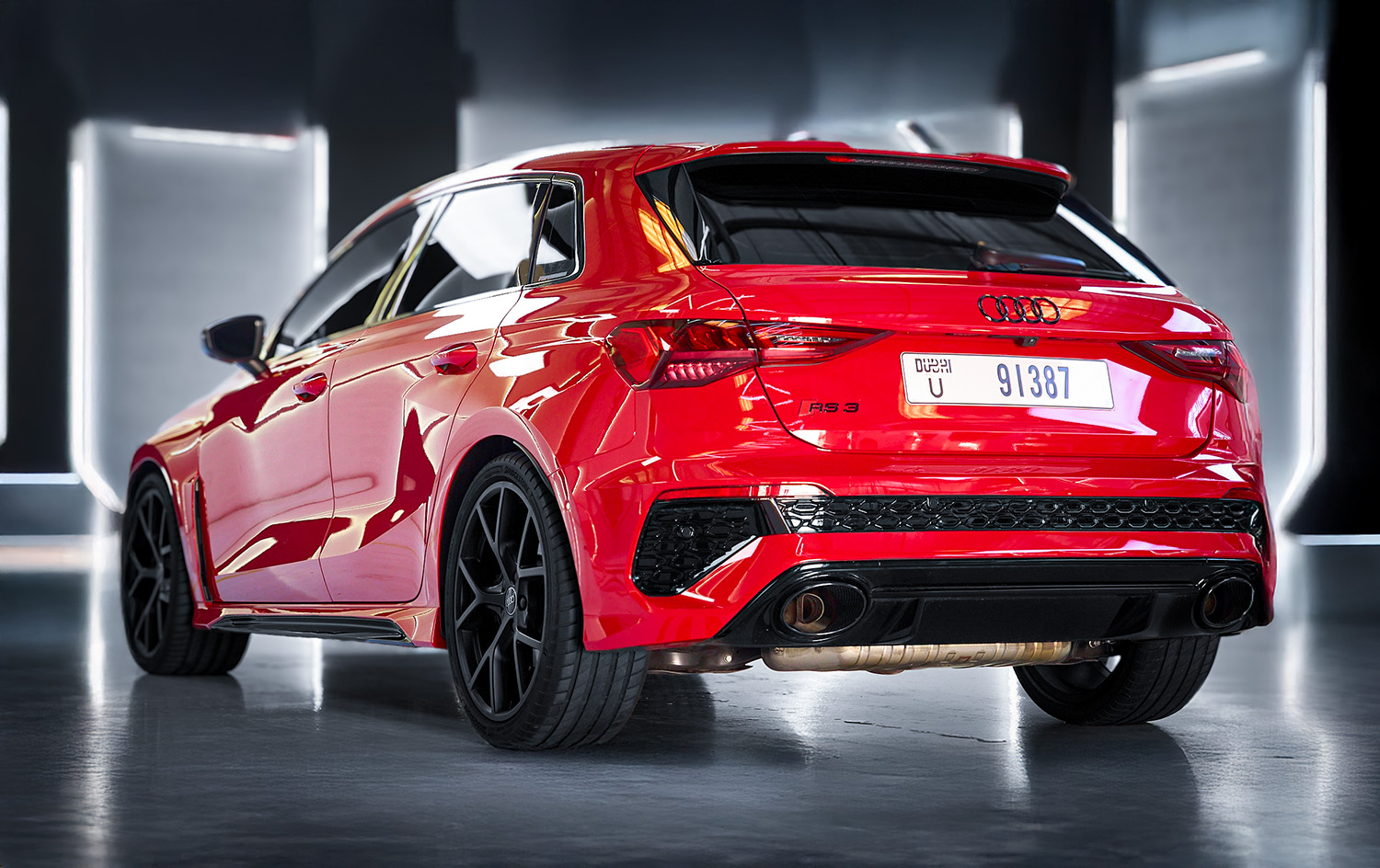 Luxury car available for rent in Dubai