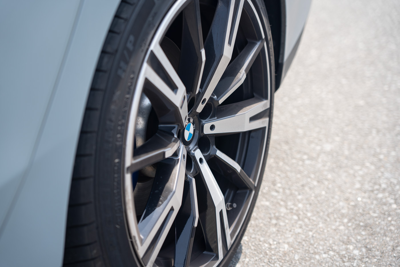 Bmw 5 Series 530i 2025 photo 5