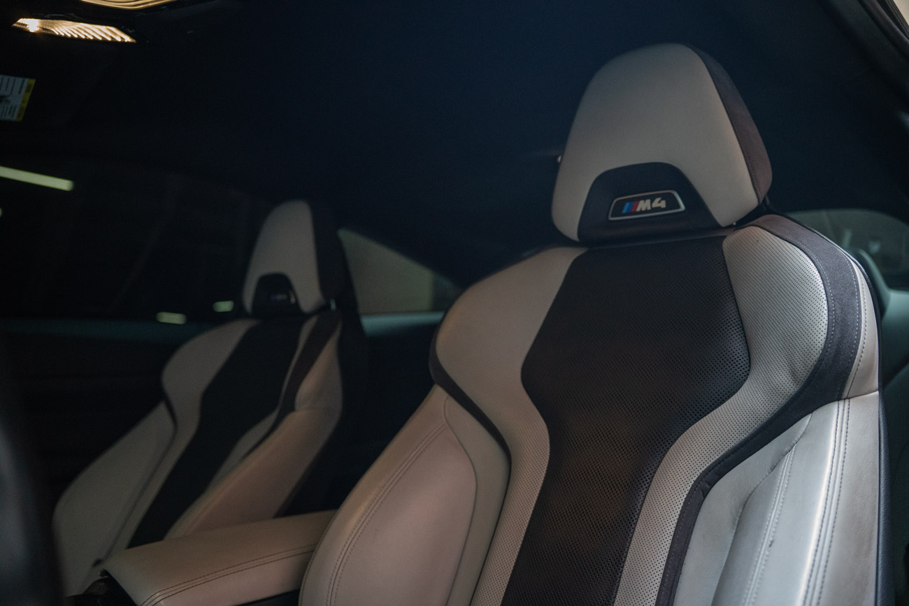صورة 6 لـ Bmw M4 Competition xDrive Coupe - Frozen Pure Grey Metallic 2025