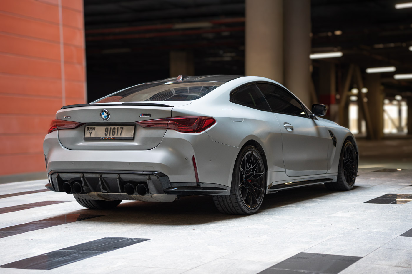 صورة 5 لـ Bmw M4 Competition xDrive Coupe - Frozen Pure Grey Metallic 2025