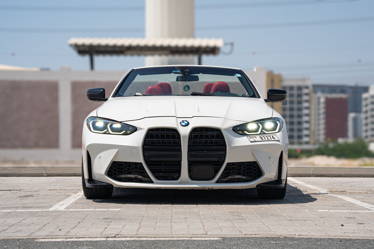 Foto 2 di Bmw 4 Series M440i Convertible 2024
