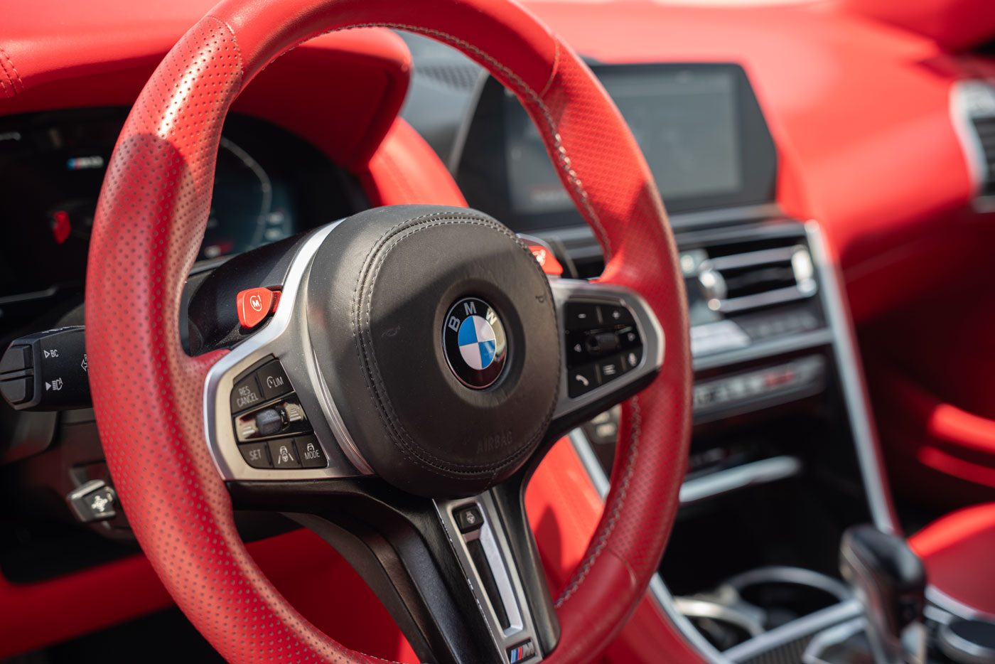 Bmw M8 Competition Convertible 2023 photo 8