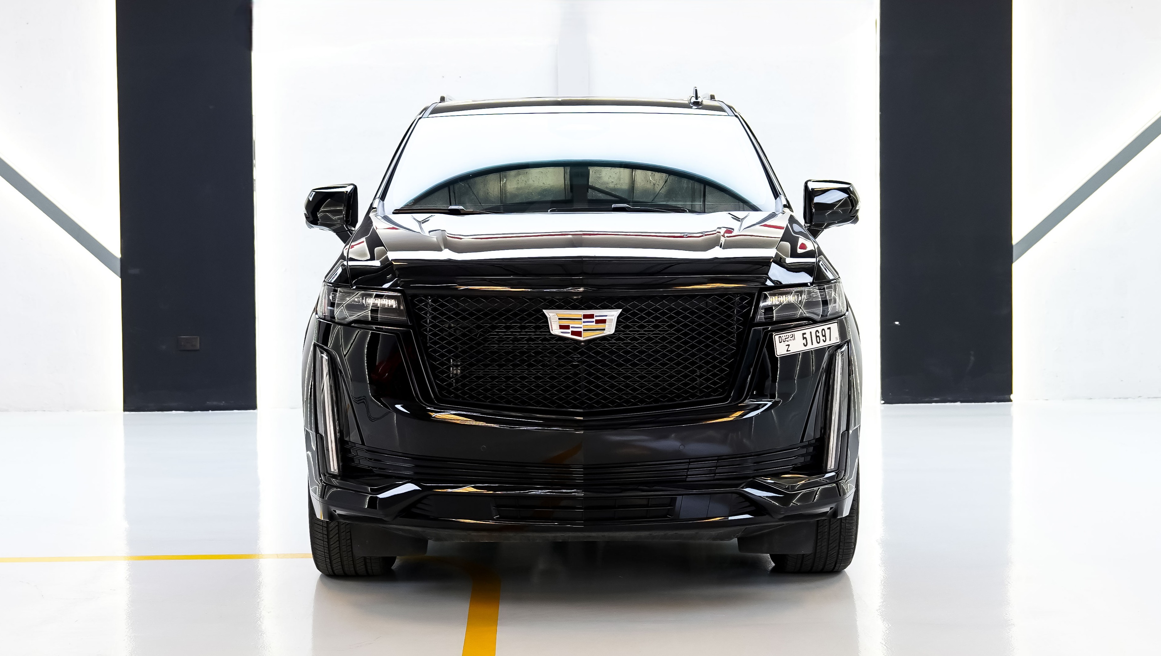 Luxury car available for rent in Dubai