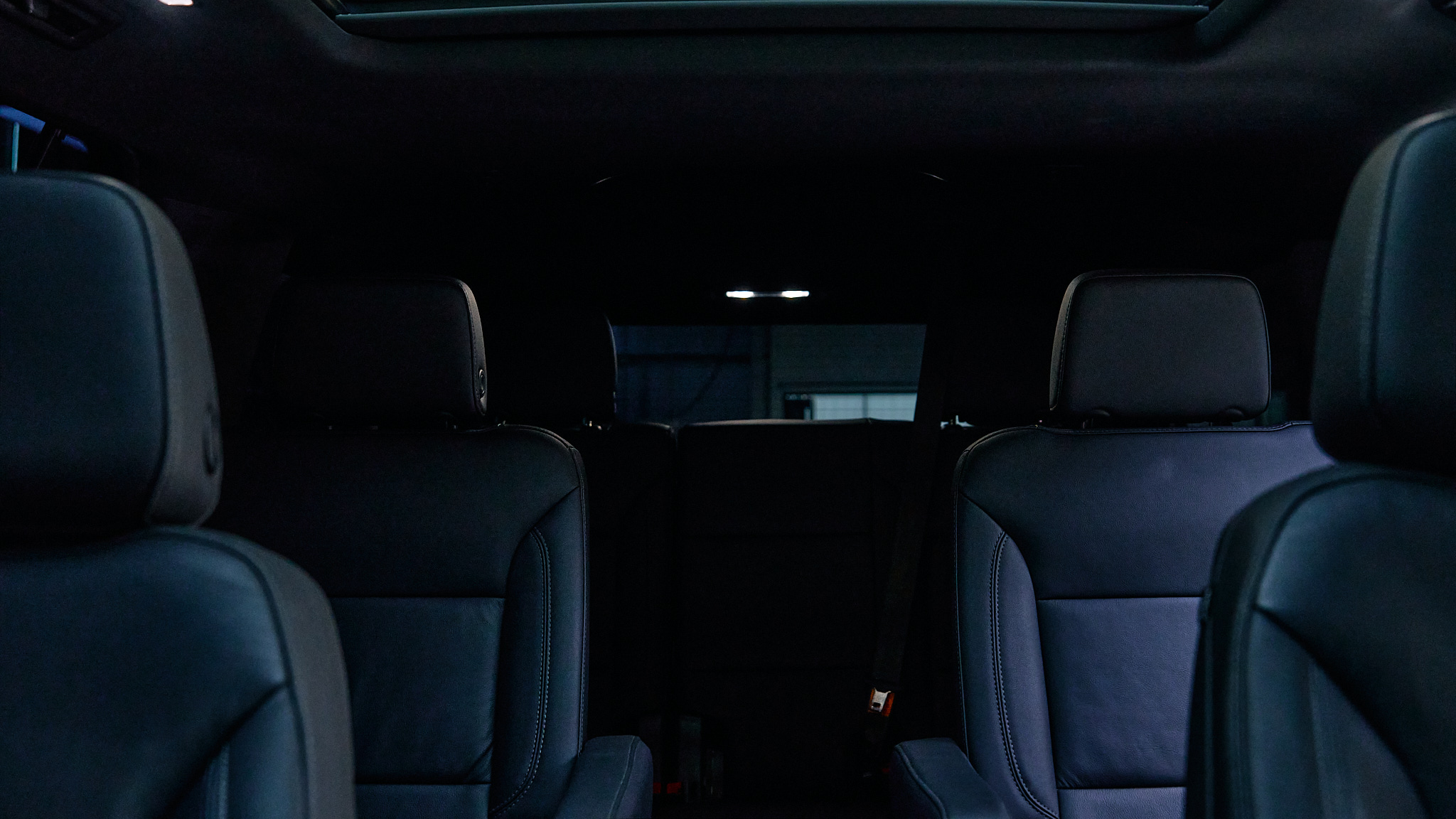 Luxury car available for rent in Dubai