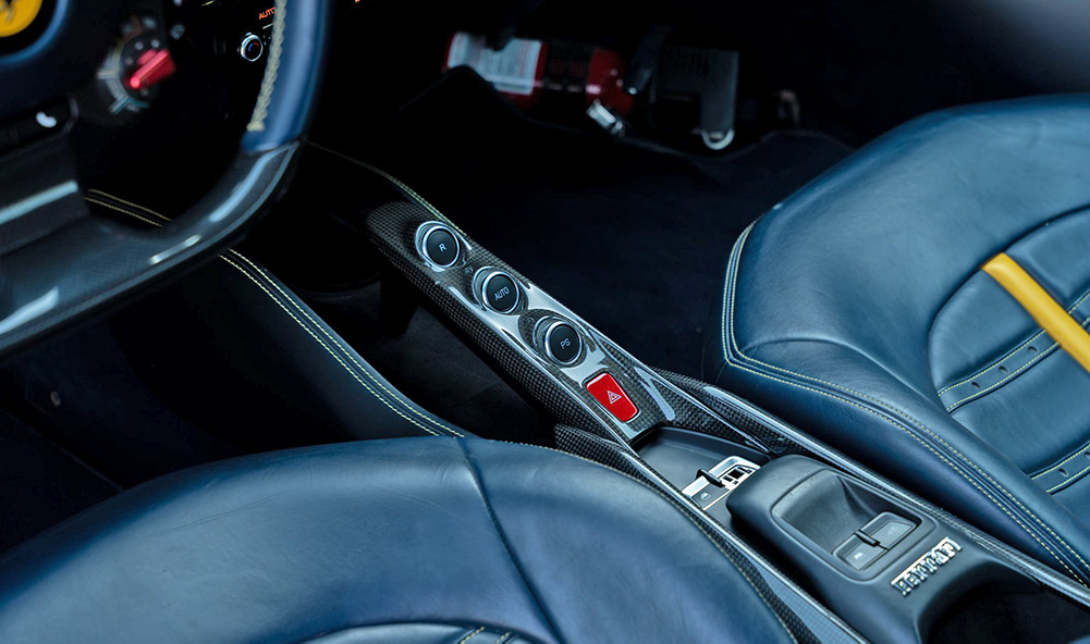 Luxury car available for rent in Dubai