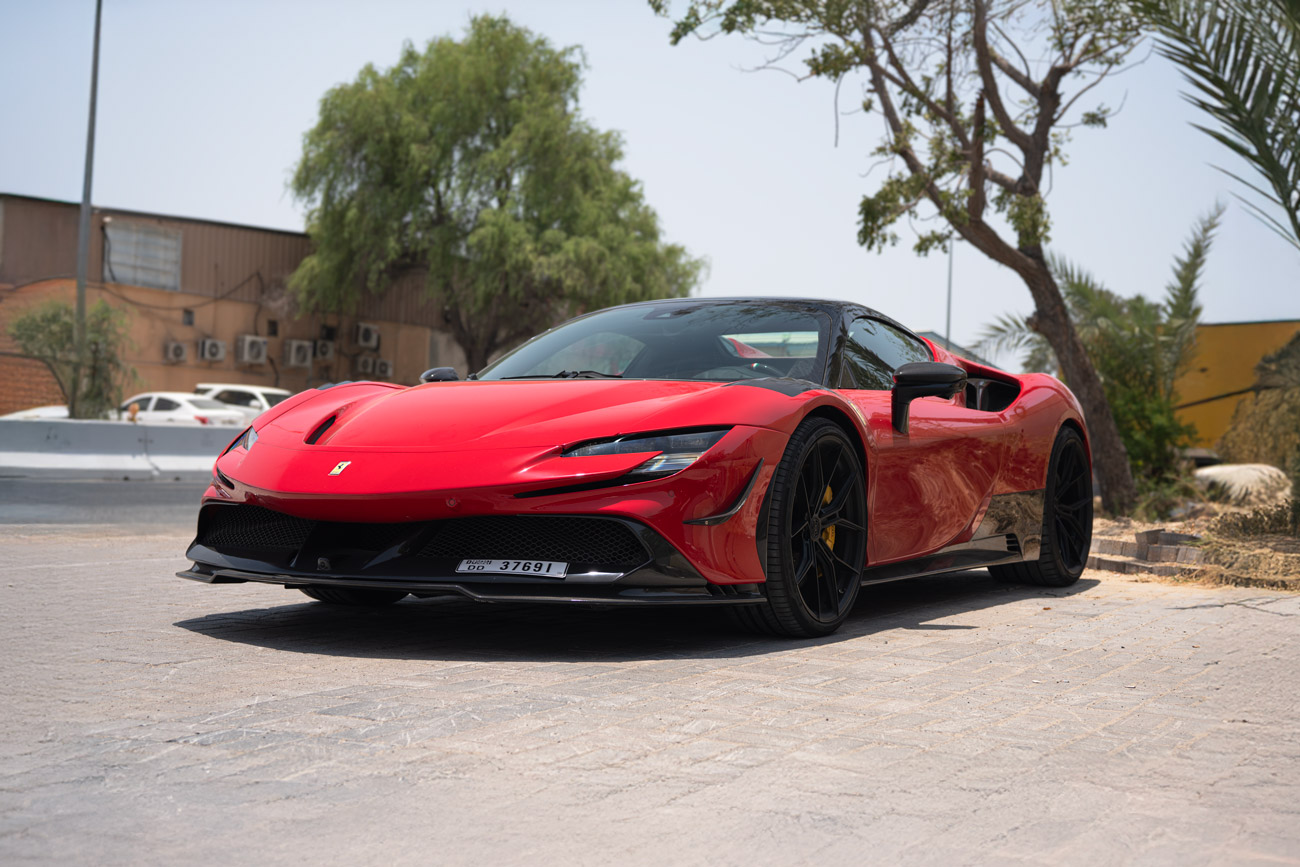 Foto 1 di Ferrari SF90 Spider 2024