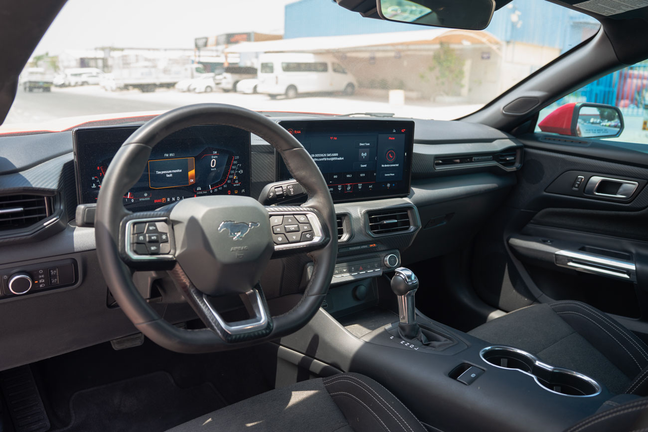 Ford Mustang Coupe 2023 photo 7