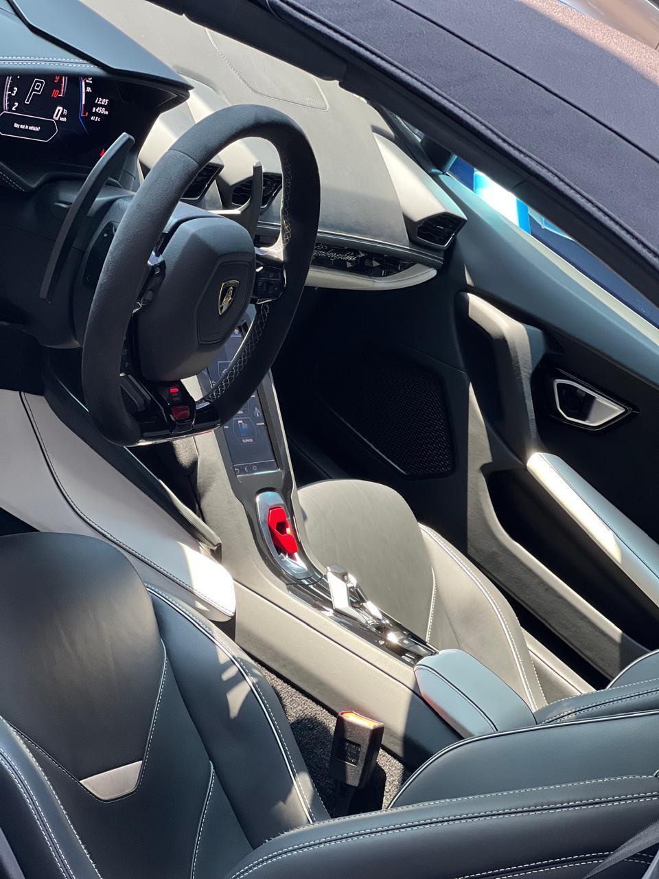 Luxury car available for rent in Dubai