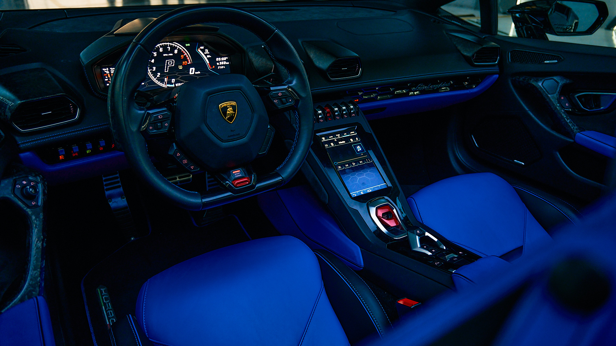 Luxury car available for rent in Dubai