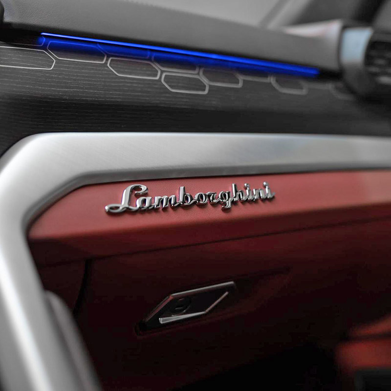 Luxury car available for rent in Dubai