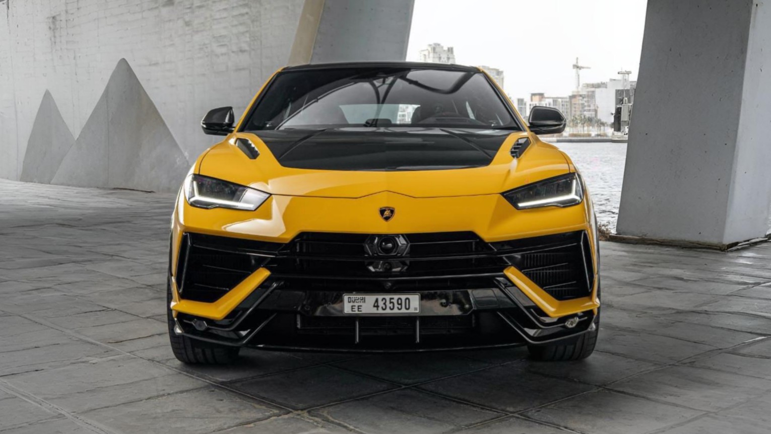SUV Urus Performante