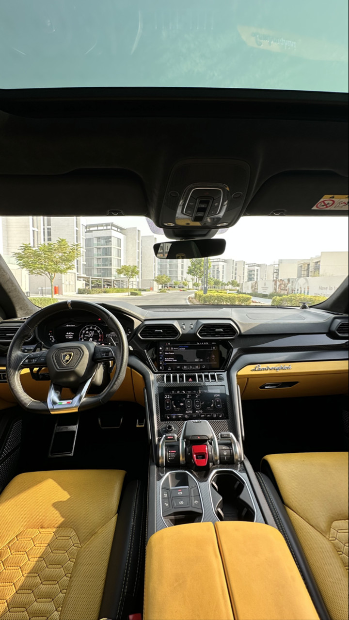 Luxury car available for rent in Dubai