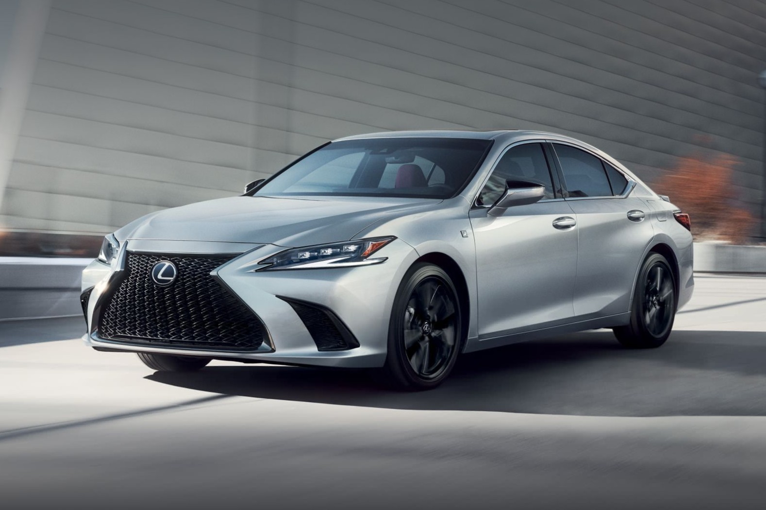 Lexus ES 2025 photo 1