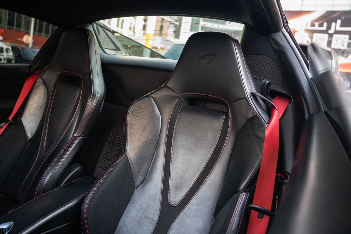 McLaren 750s Red 2024 photo 6