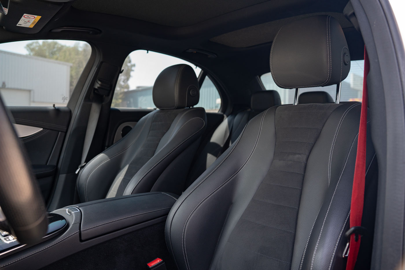 Photo 5 de Mercedes Classe E E200 - White 2024