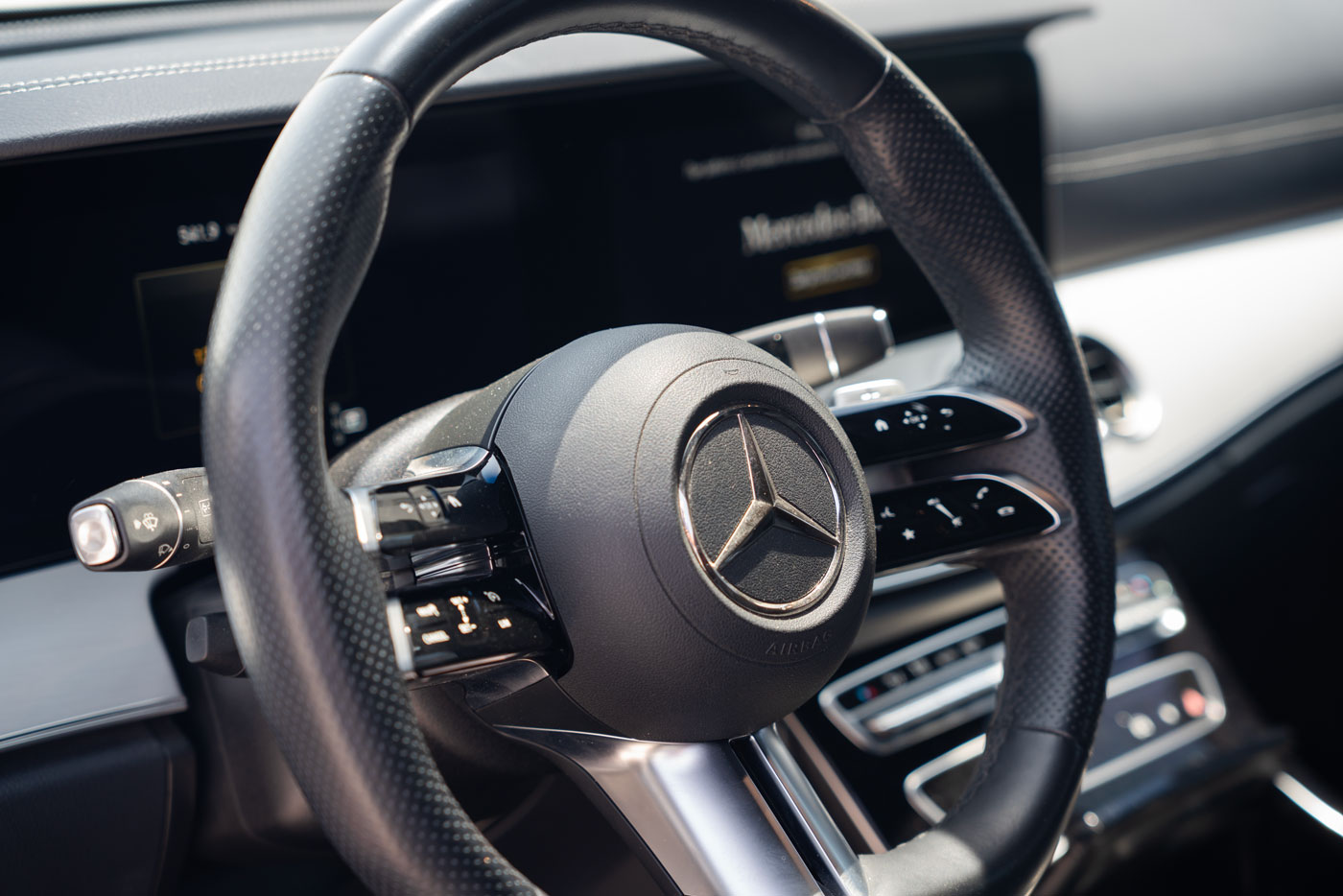Photo 7 de Mercedes Classe E E200 - White 2024