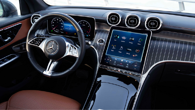 Luxury car available for rent in Dubai