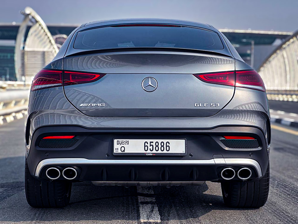 Luxury car available for rent in Dubai