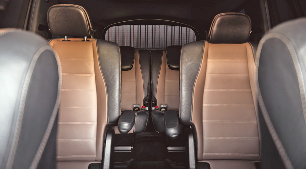 Luxury car available for rent in Dubai