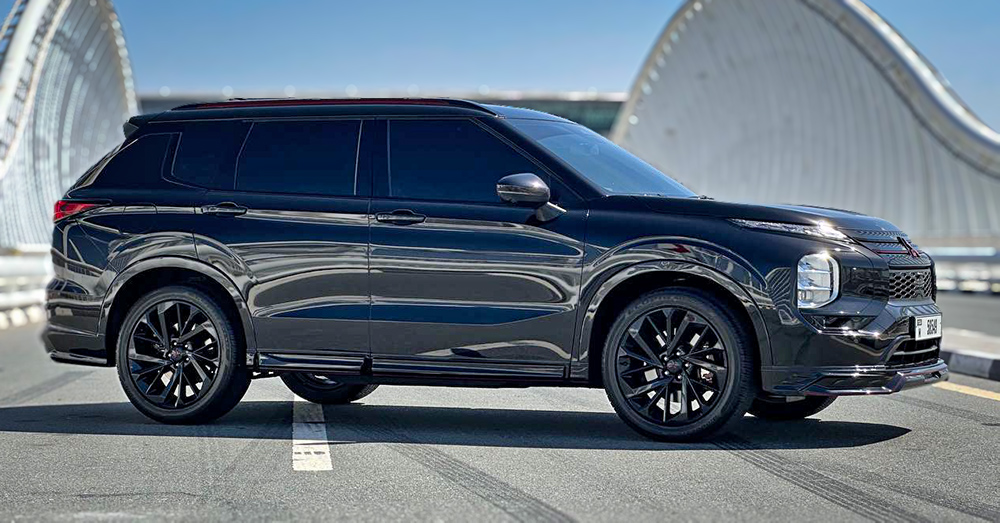 Luxury car available for rent in Dubai