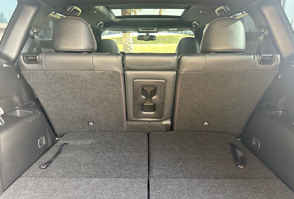 Luxury car available for rent in Dubai