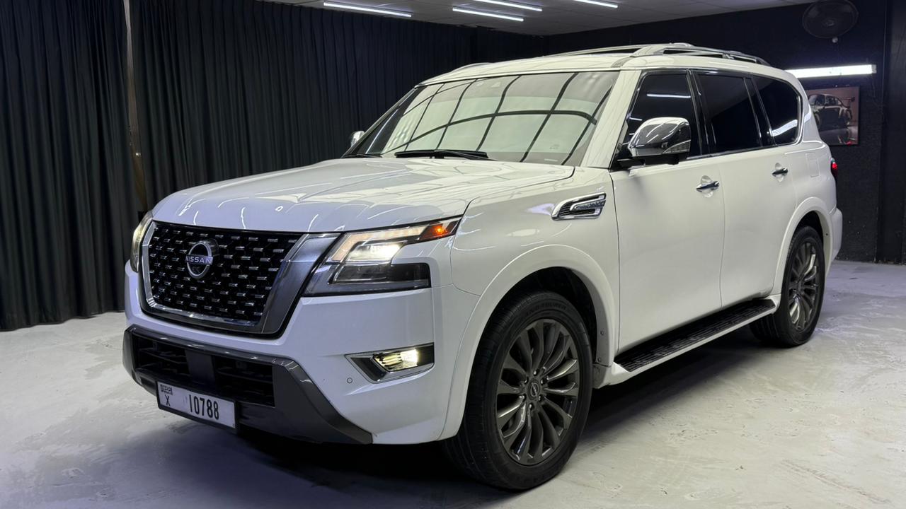 Luxury car available for rent in Dubai