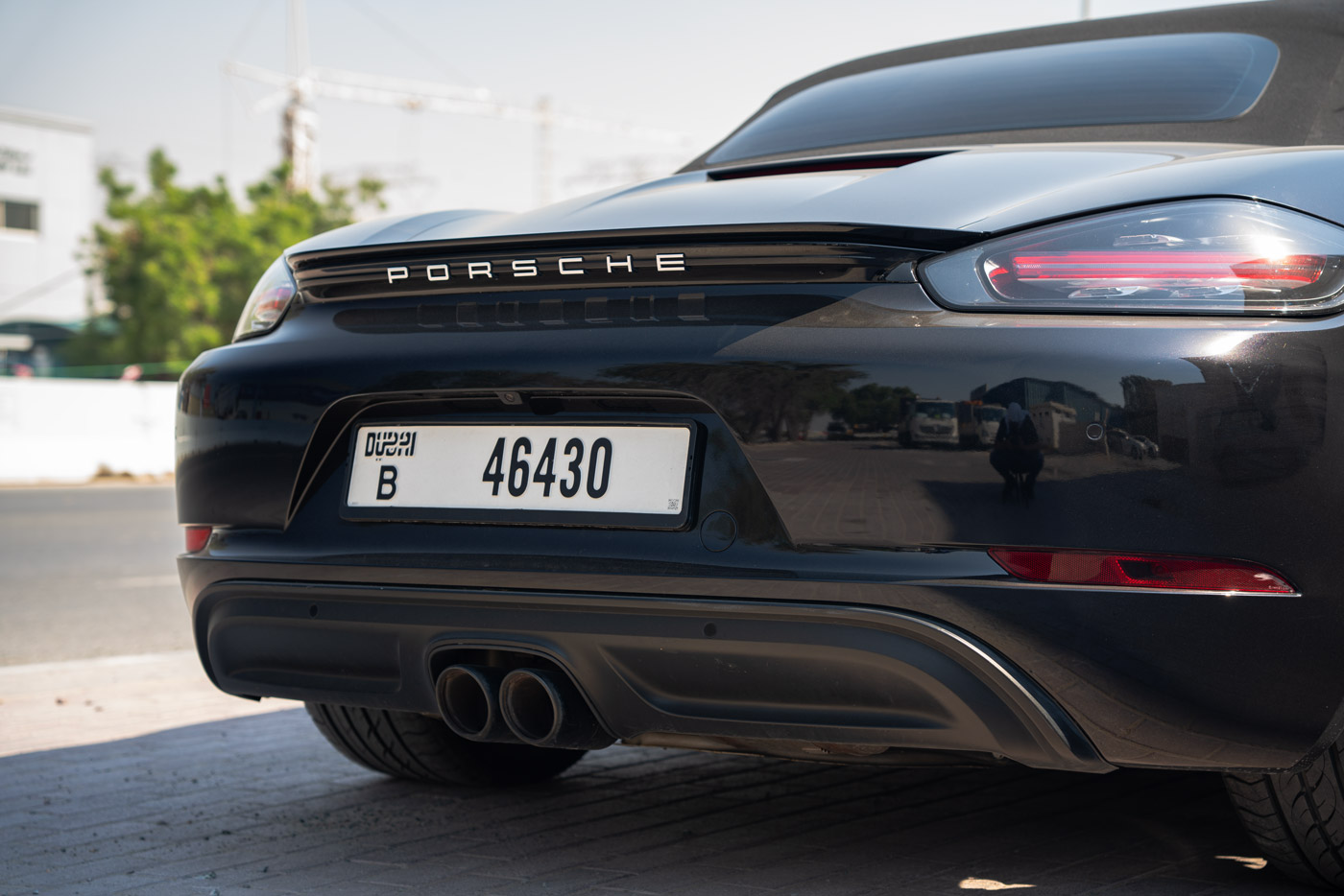 صورة 3 لـ Porsche 718 Boxster - Jet Black Metallic 2024