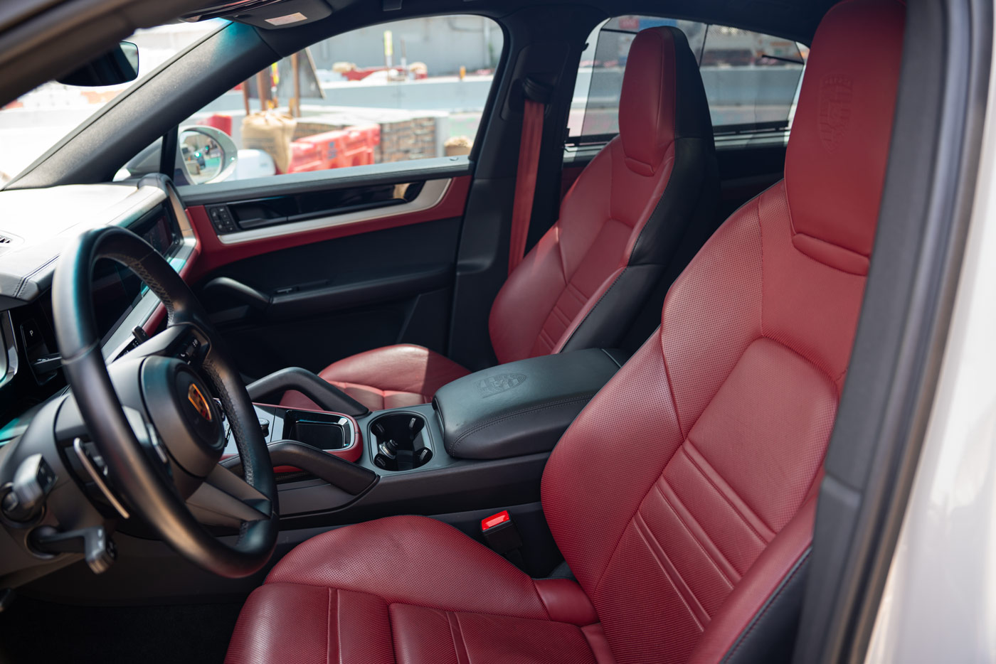 Foto 6 de Porsche Cayenne Carrara White Metallic 2024