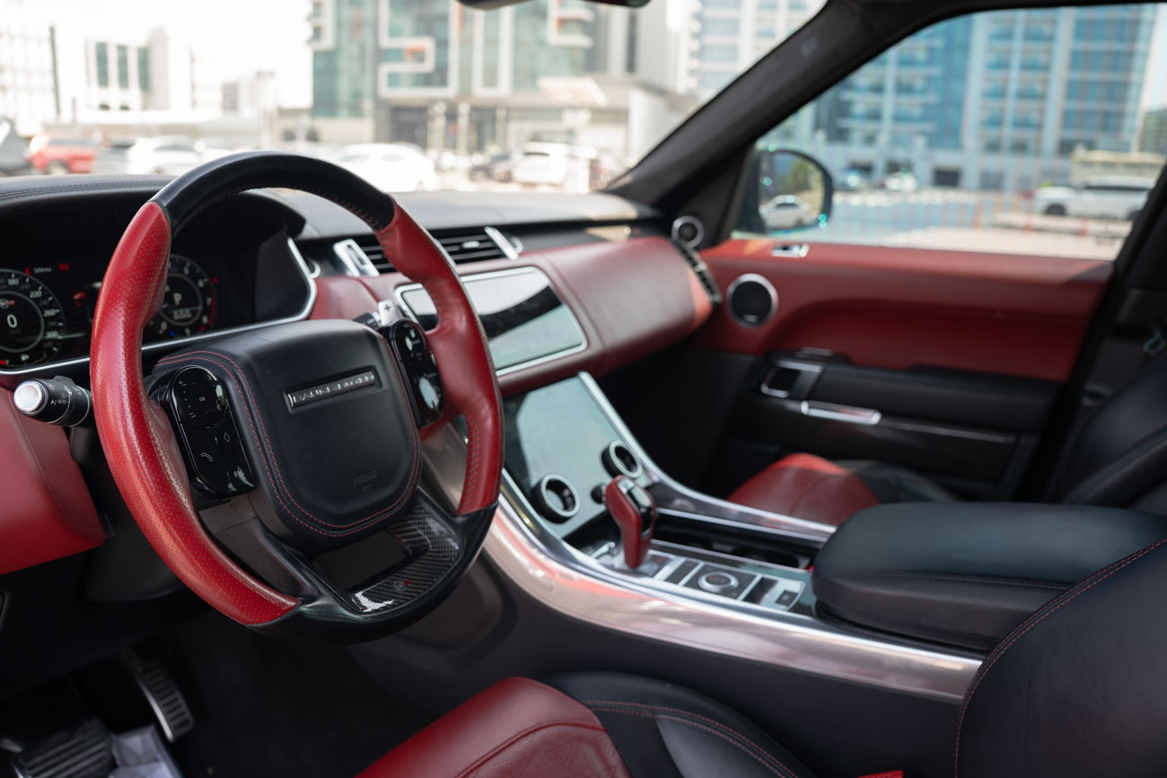 صورة 6 لـ Range Rover SVR 2024